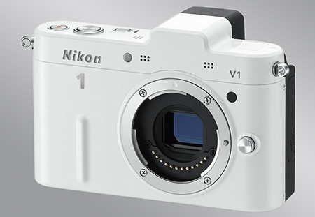 Nikon 1 V1 - bajonet