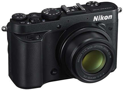 Nikon Coolpix P7700