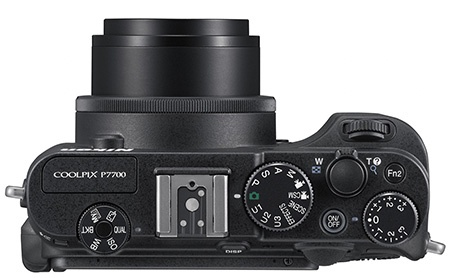 Nikon Coolpix P7700 shora