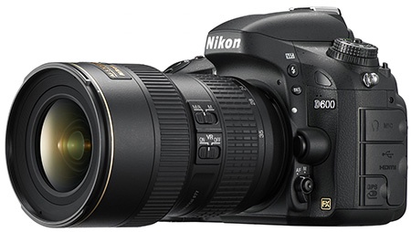 Nikon D600 + objektiv 16-35 mm