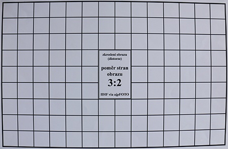 Canon EF 4/24–70L IS USM - distorze obrazu