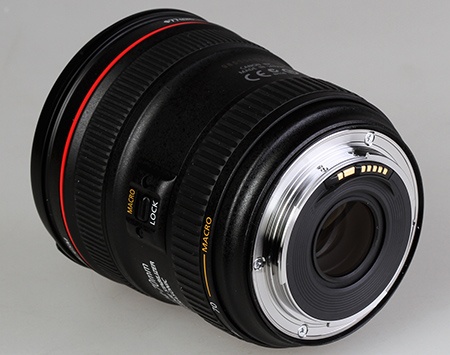 Canon EF 24–70 mm 1:4L IS USM - pohled 